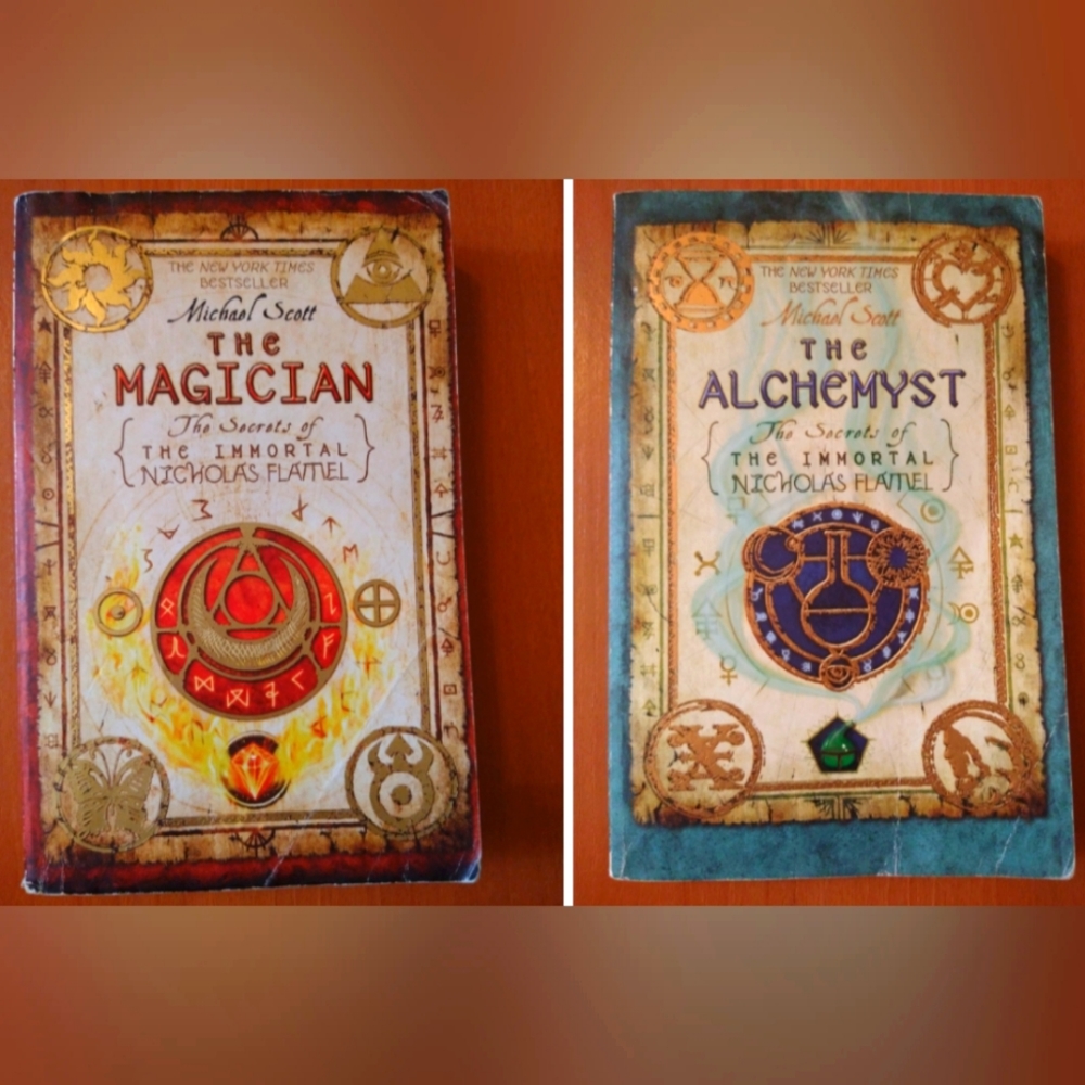 The Magician and The Alchemyst (The Secrets of the Immortal Nicholas Flamel)